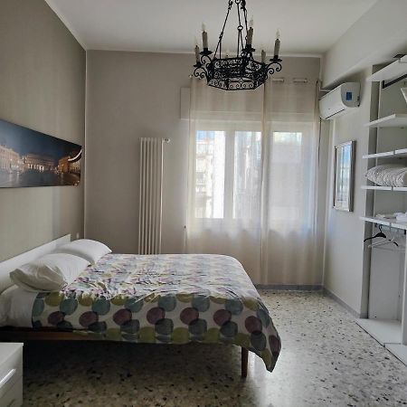 La Dimora Dell'Avvocato Apartment เนเปิลส์ ภายนอก รูปภาพ