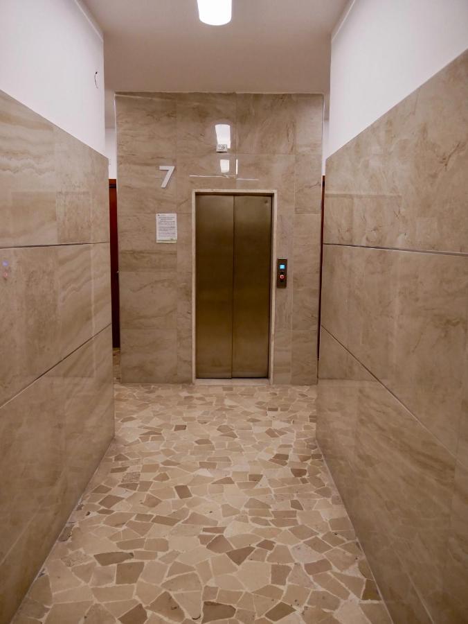 La Dimora Dell'Avvocato Apartment เนเปิลส์ ภายนอก รูปภาพ